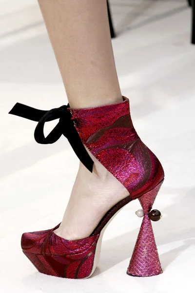 Look 15